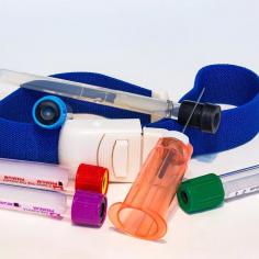 Вакуумные системы взятия крови и предметы для лабораторных исследований